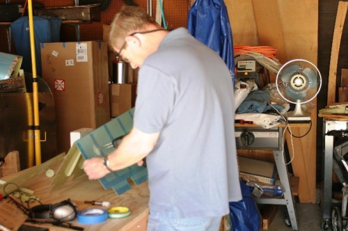 Using Electric Soldering Gun to Remove Plastic Coating