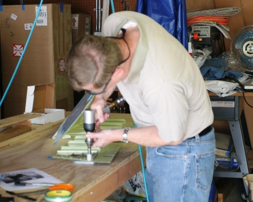 Back Riveting the Reinforcement Plate to the Lower Skin