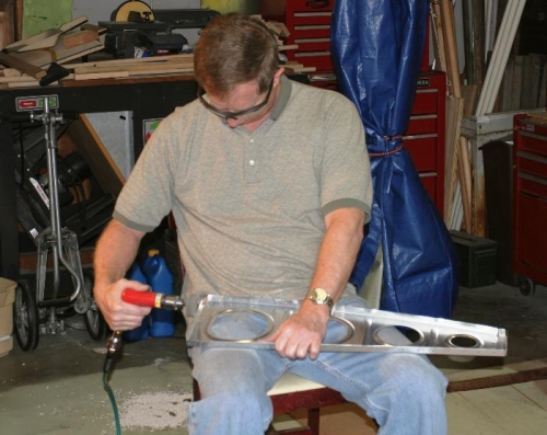 Using a Scotchbrite Wheel to Debur a Middle Wing Rib