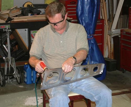 Using a Scotchbrite Wheel to Debur a Middle Wing Rib