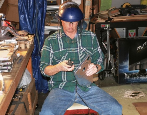 Using Dremel Tool to Debur Wing Fuel Tank Ribs