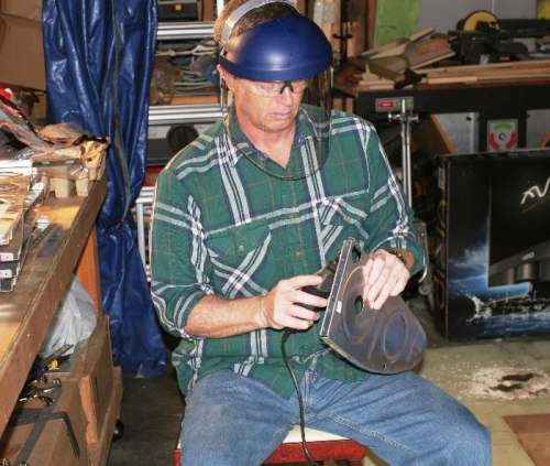 Using Dremel Tool to Debur Wing Fuel Tank Ribs