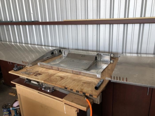 center section on display with both inboard wing panels