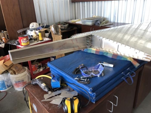 right wingtip spar attached to right main spar