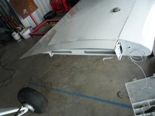 Fitting the top root fairing.