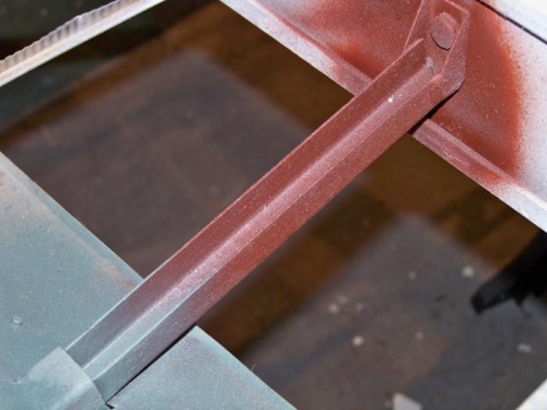 Bracket arm 