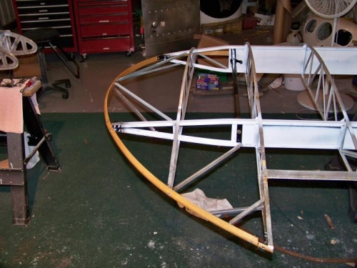 Wing tip bow assembled for good this time.