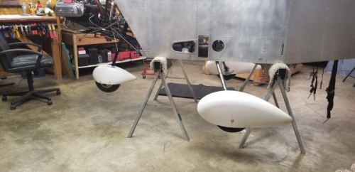 Wheel pants installed.