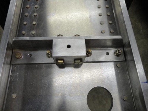 W11-06 Root Wing Attach Assembly