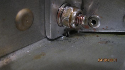 Bottom of Main Spar and forward Root Rib Attach Angle