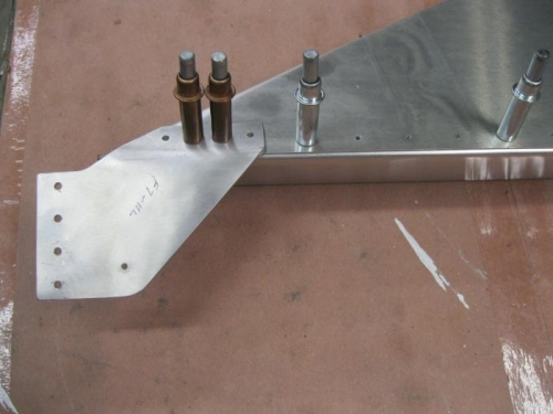 Panel, corner plate, cross-tie.