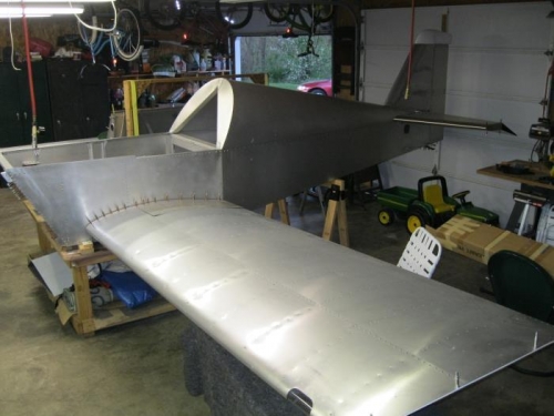 Notice the lack of clecoes on my fuselage.