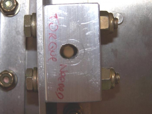 Block w/Elongated Hole