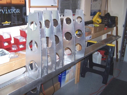 Root rib and first 5 aft ribs cleco'd in place.