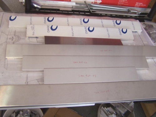 upper / lower cross ties