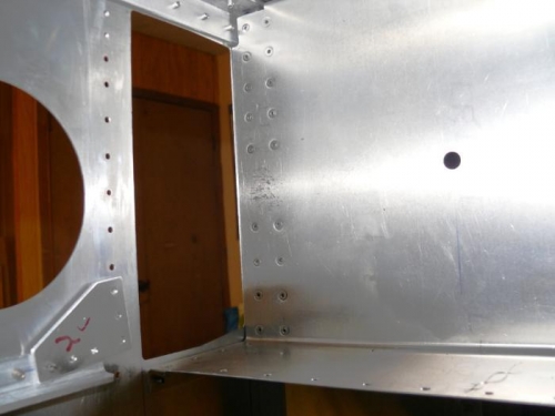 Flush rivets for spar tunnel (fuse upside down)