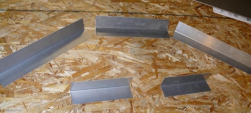 Glareshield-to-firewall angles & fuel tank stop angles