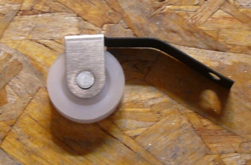 Pre-Sonex Screen Door Roller