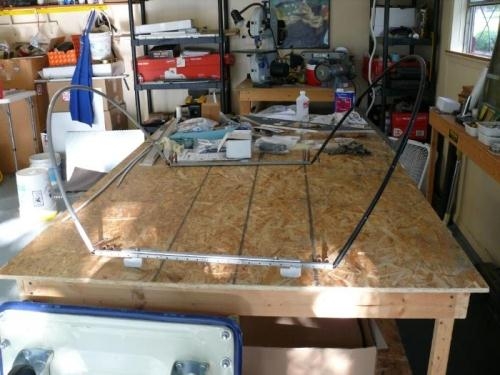 Frame on bench for riveting
