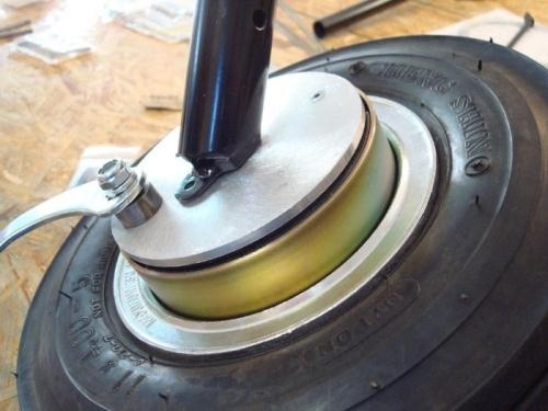 Just slipped the parts onto the axle - perfect fit