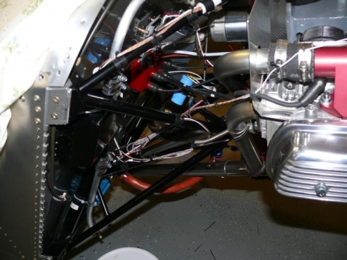 Oil breather top going into air/oil separator