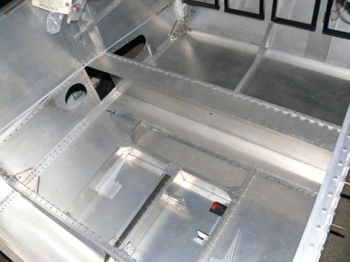 aft spar tunnel & flap control rod removed