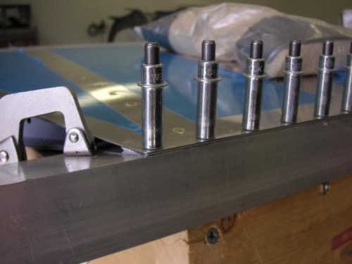 I clecoed everything down to an AL angle to keep it straight.