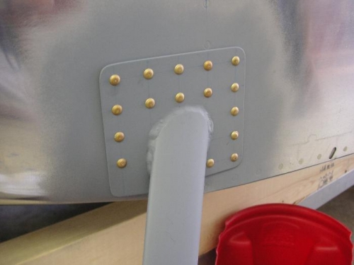 outside view of right step