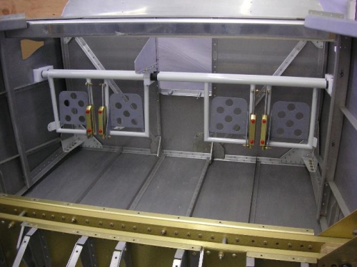 center brace fit to AL angle