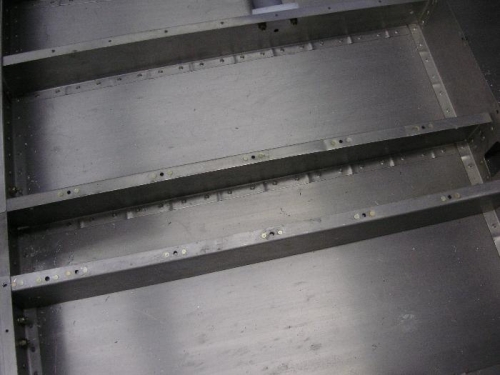 Tunnel cover and baggage area