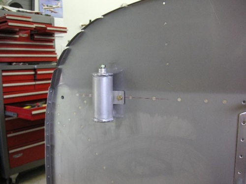 Brake fluid reservoir