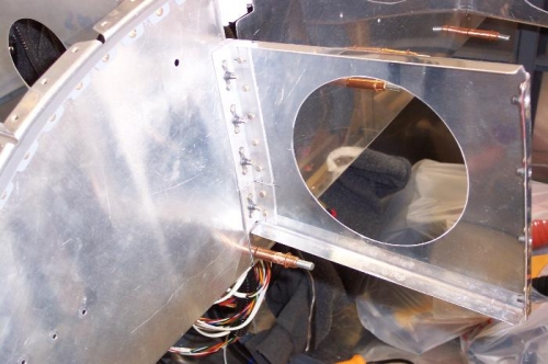 Made the left panel rib removeable in prep for any future panel mods