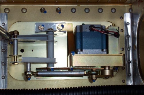 Top view of the roll servo
