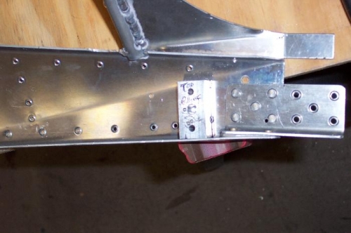 FItup the bracket in the frame