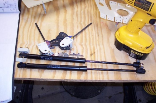 Struts all ready to be installed w/brackets