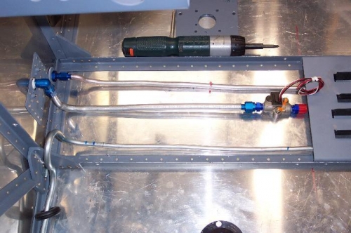 Note the Fuel return and feed lines.  Note the Fuel flow transducer