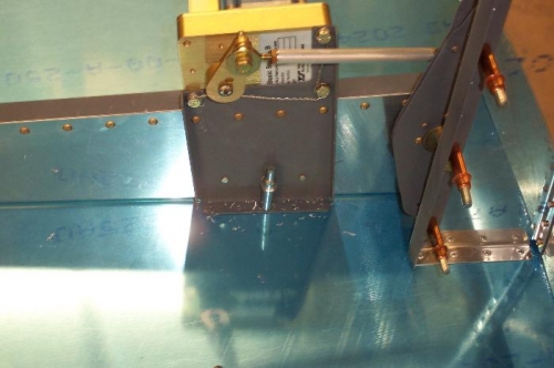 Drilling the attach holes for the pitch servo to the bottom skin