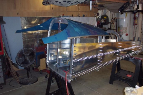 Aligning the top stiffener using the skin as a guide