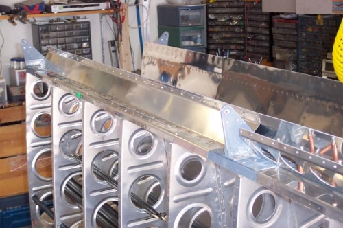 Riveted TE piece that connects the top skin to the rear spar.