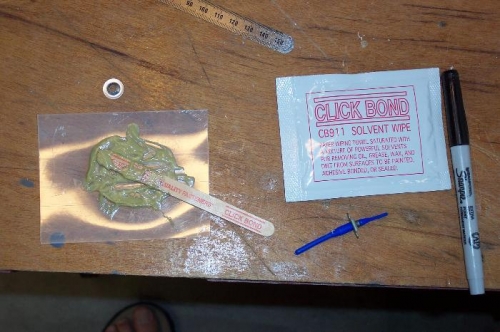 Mixing up the clickbond adhesive